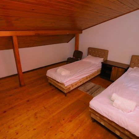 Wooden_Room_Hostel Yerevan Exterior photo